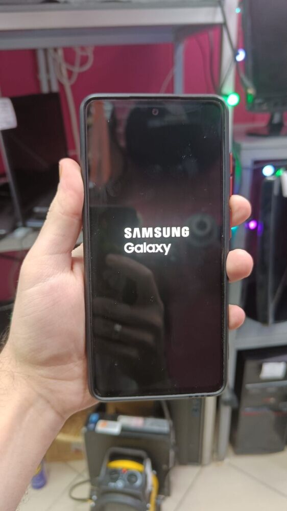 Смартфон Samsung A52