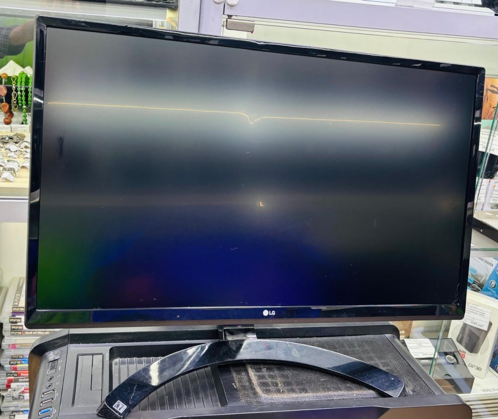 Монитор LG 4K 24дюйма