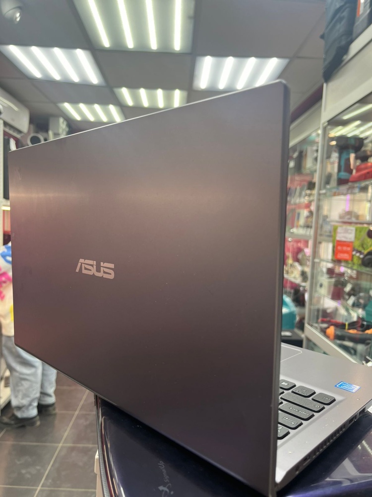 Ноутбук ASUS R565MA