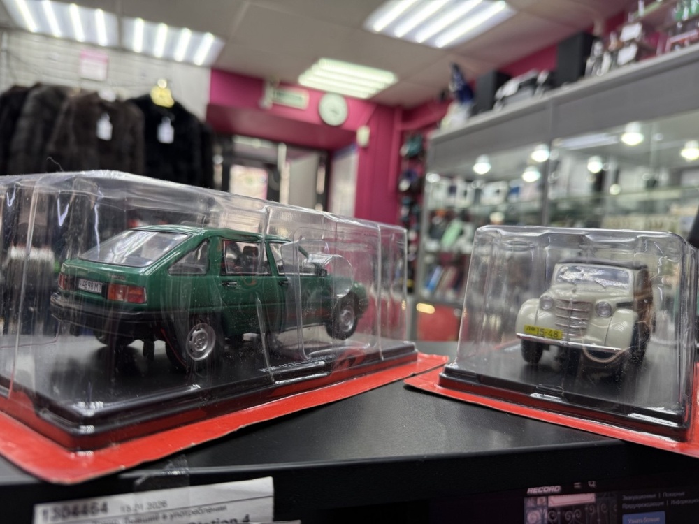 Машинка москвич 400-422