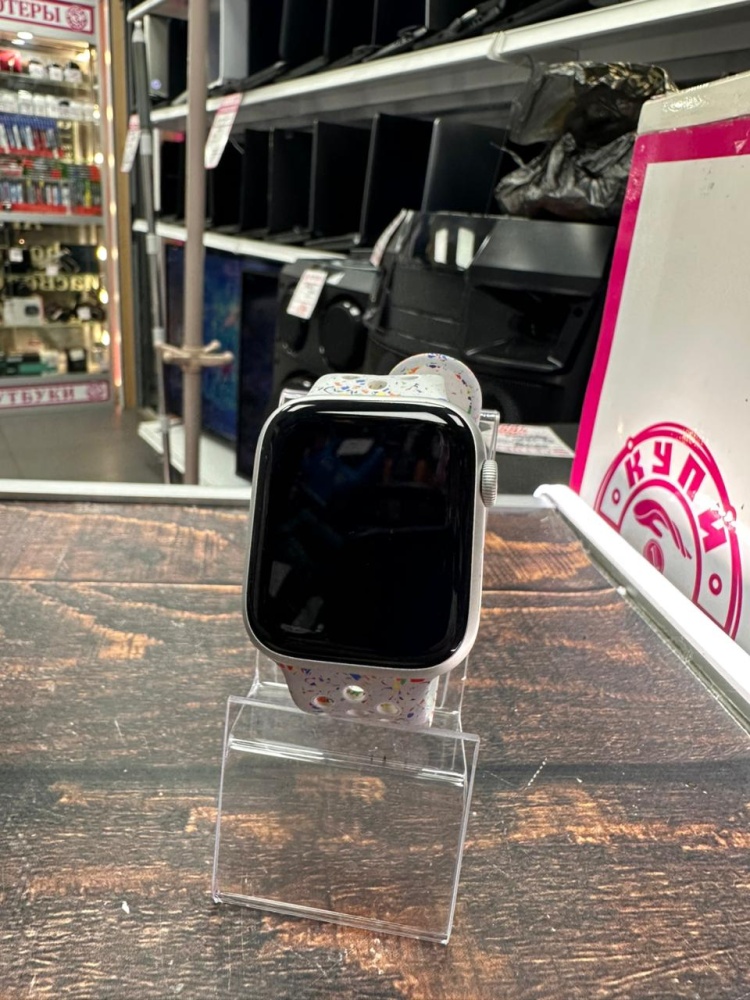 Часы Apple Watch Series 9