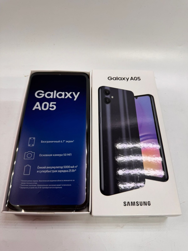 Смартфон Samsung A05 4/64