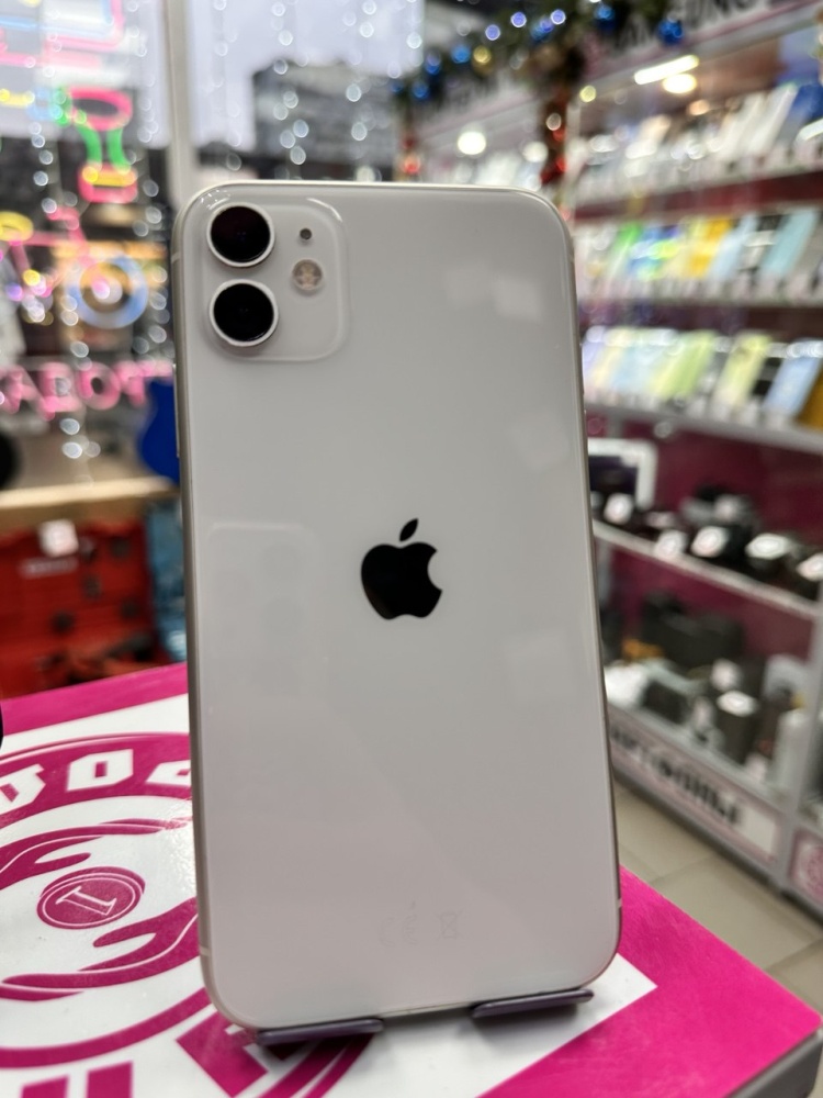 Смартфон iPhone 11 128 Gb 73%