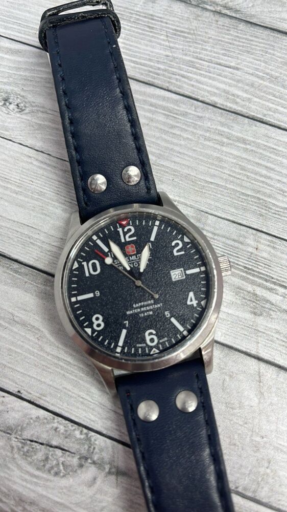 Часы Swiss Military 06-4280 CH