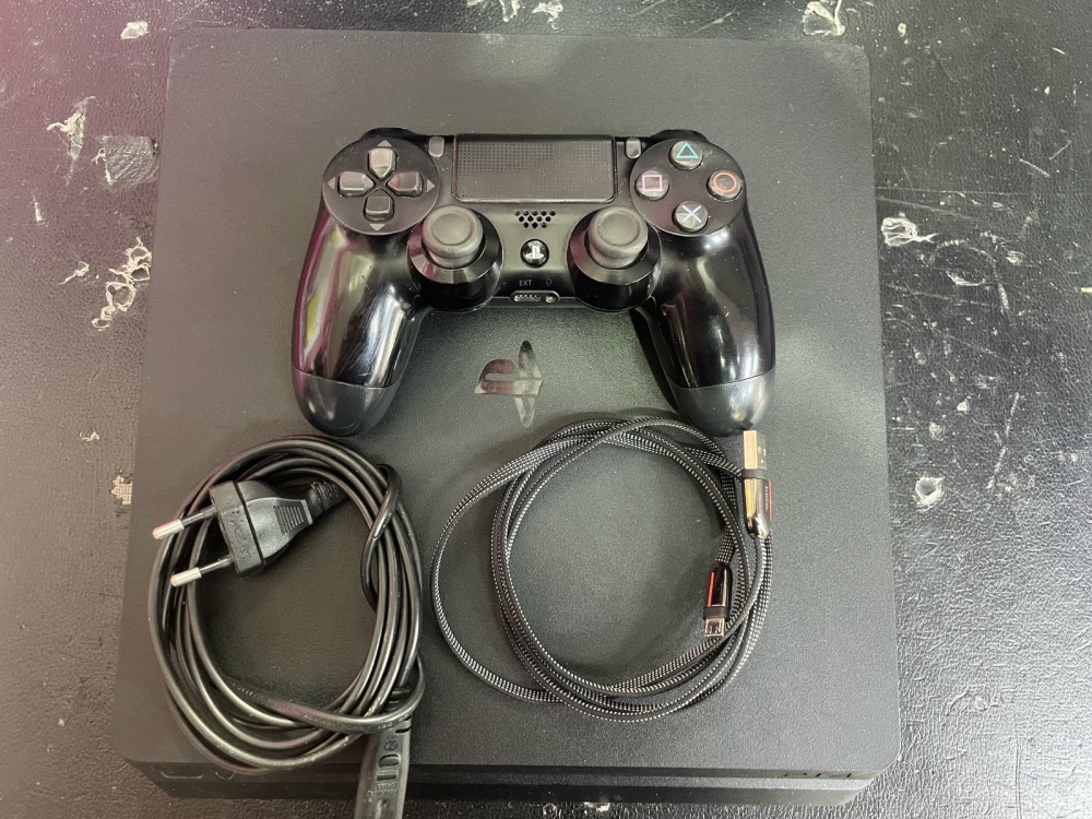 Игровая приставка Sony PlayStation 4 slim 500