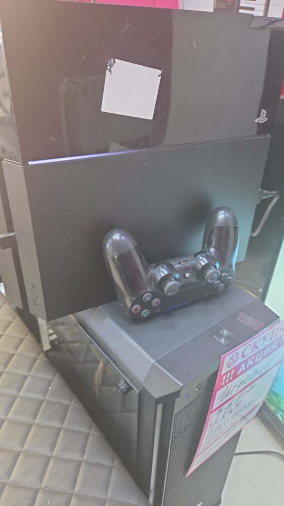 Игровая приставка Sony PlayStation 4 fat 200 gb