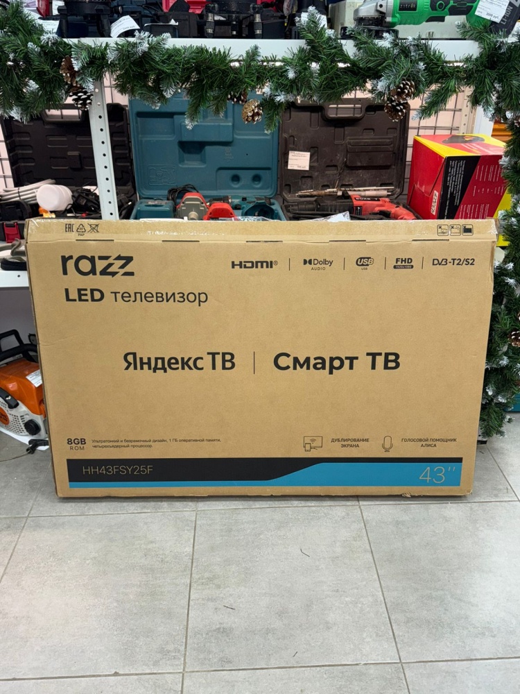 Телевизор RAZZ 43"