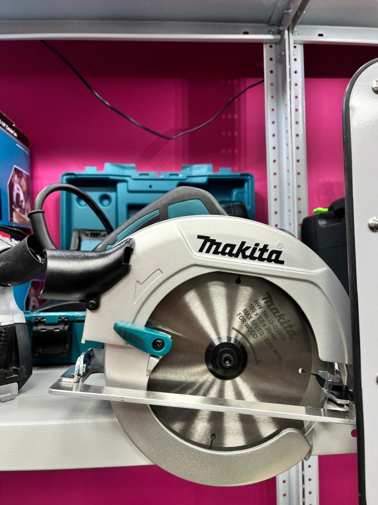 Циркулярная пила MAKITA HS7600