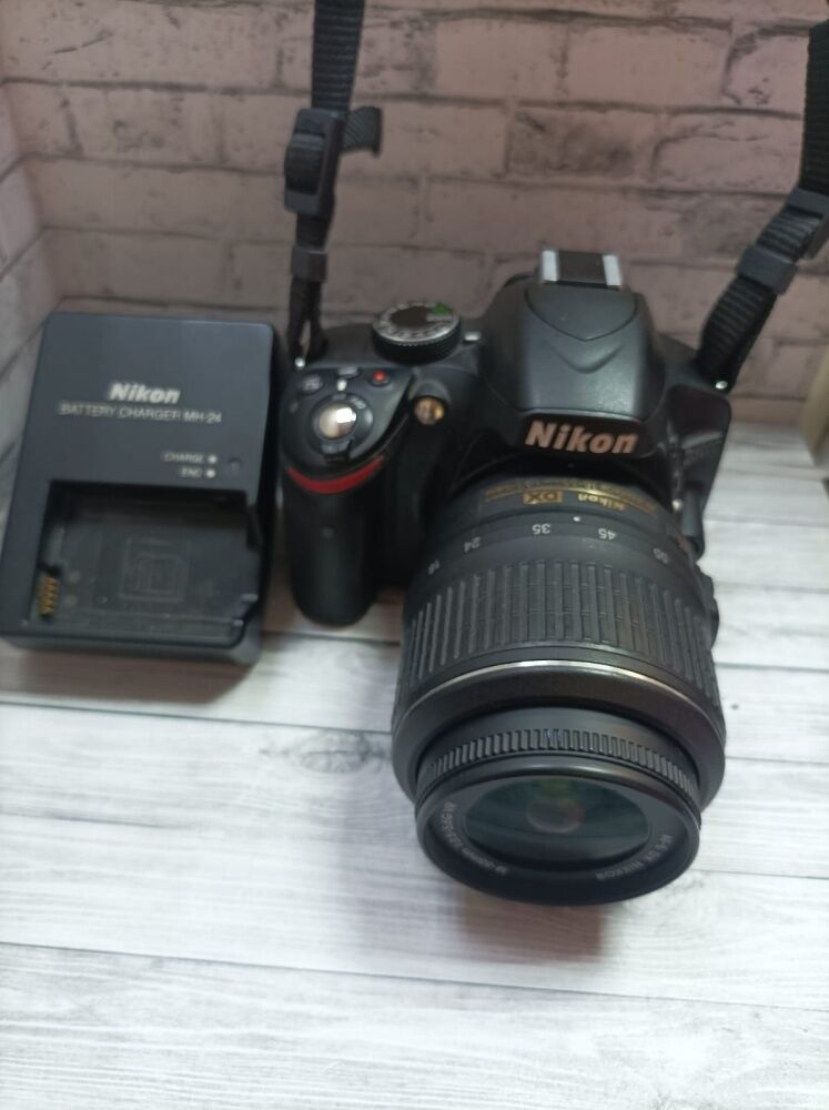 Фотоаппарат Nikon  D3200 DX SWM