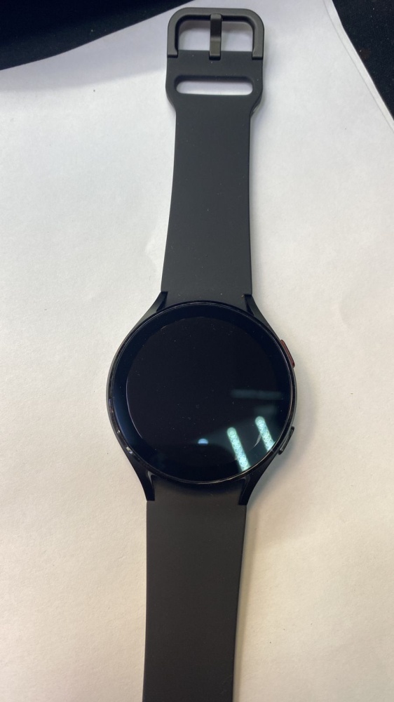 Смарт-часы Samsung Galaxy Watch 4 SM-R870