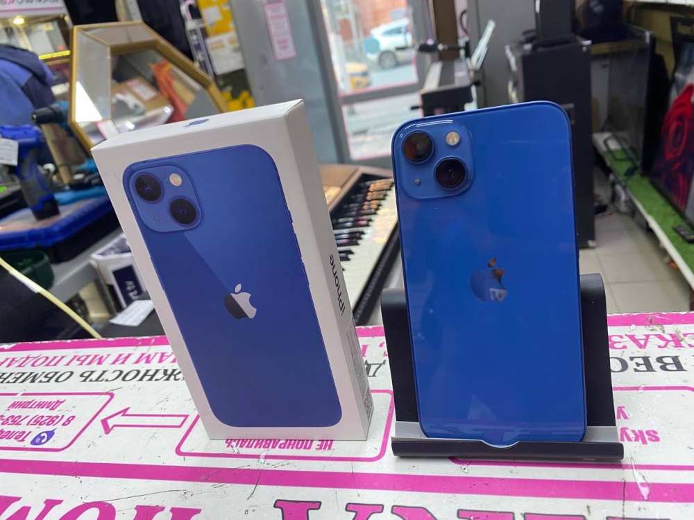 Смартфон iPhone 13 128 Gb