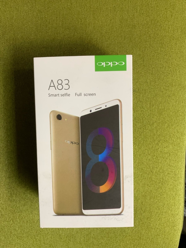 Смартфон Oppo A83