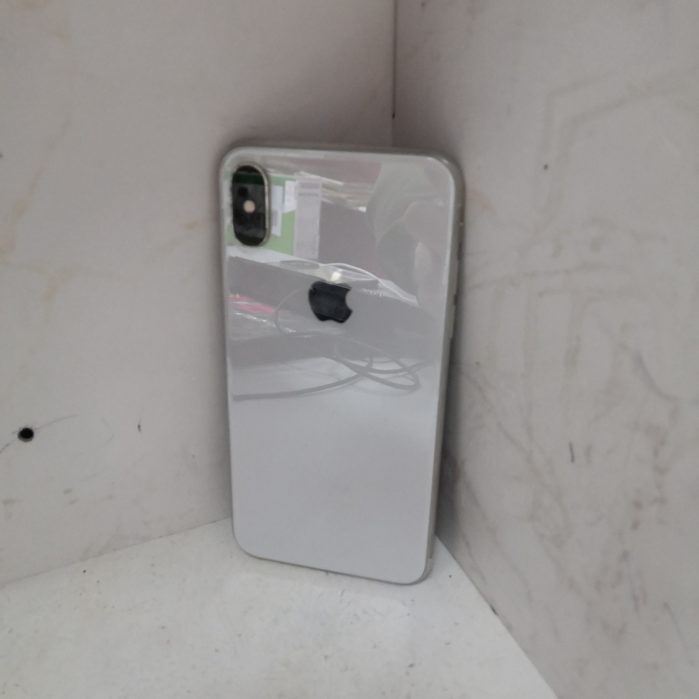Смартфон iPhone X 64Gb