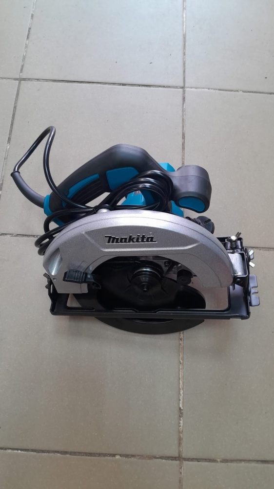 Циркулярная пила MAKITA