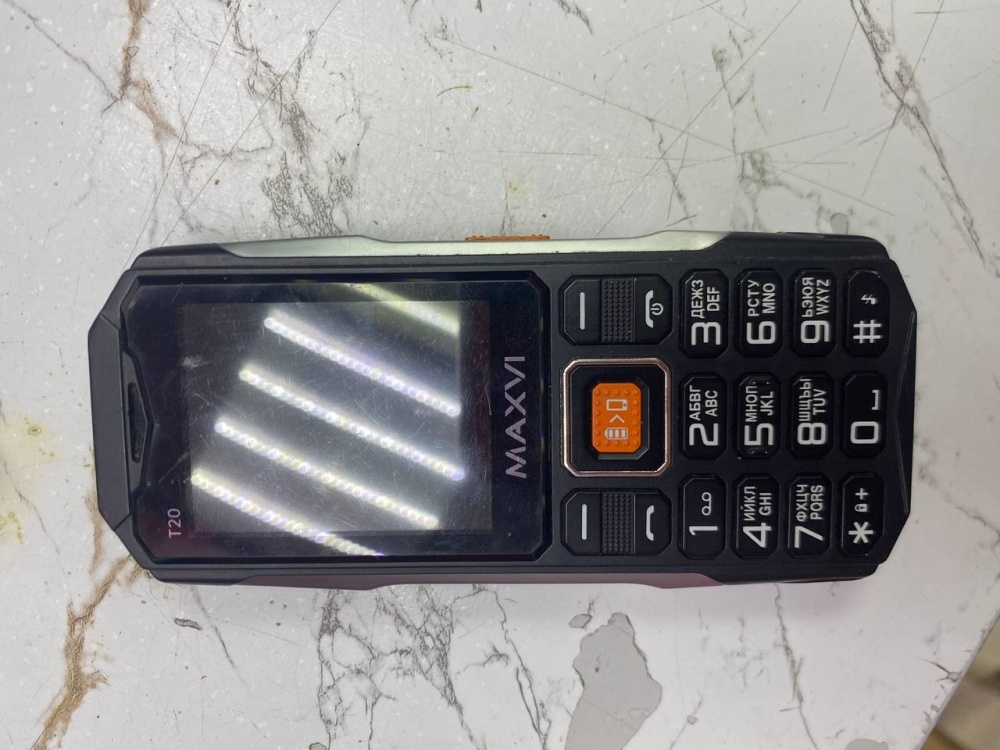 Мобильный телефон Maxvi Т20