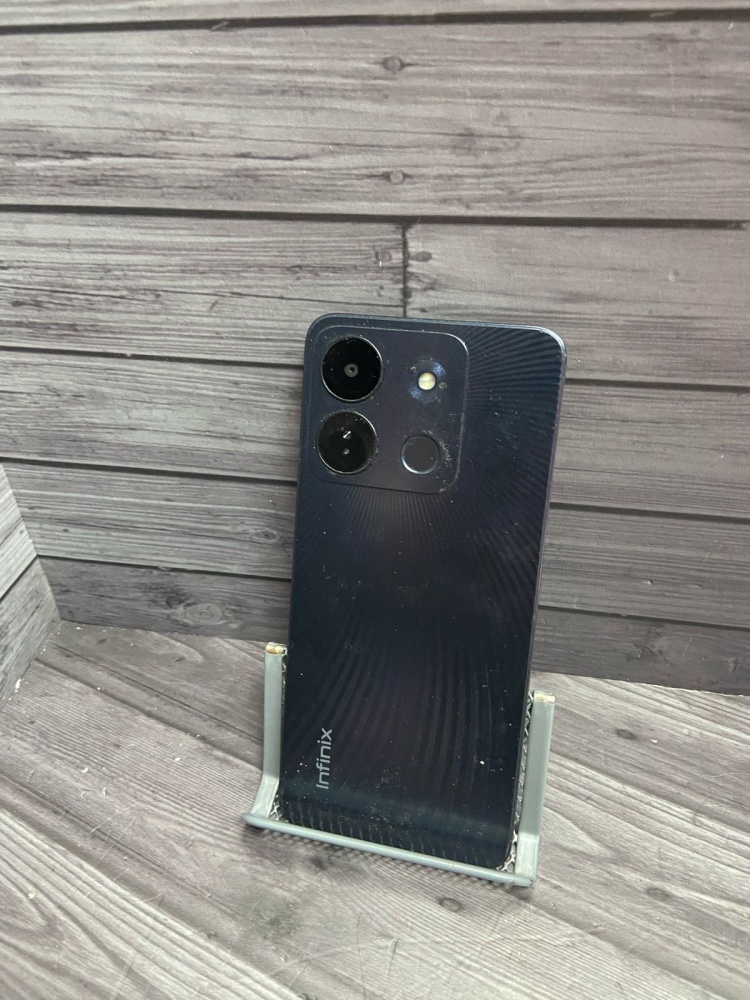Мобильный телефон Infinix Smart 7HD 2/64