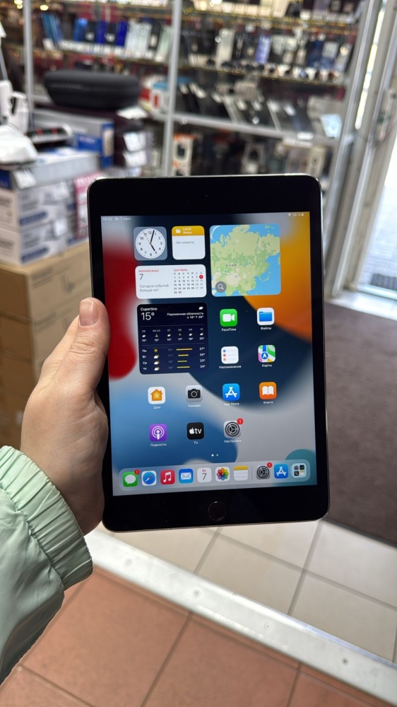 Планшет Apple iPad mini 4 A1550 (128)
