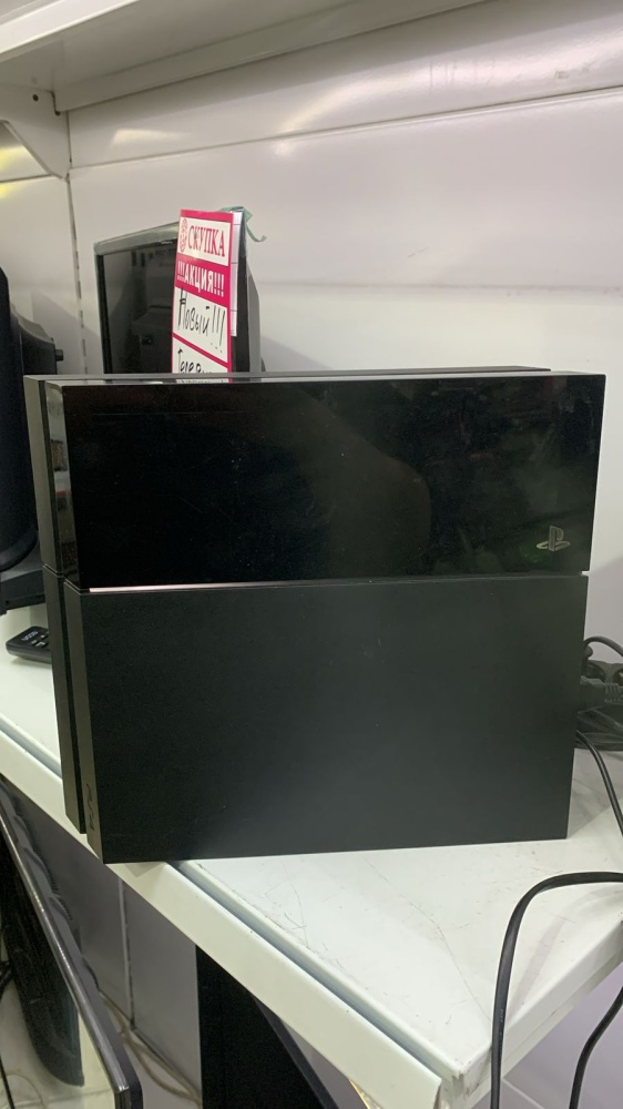 Игровая приставка Sony PlayStation 4 fat