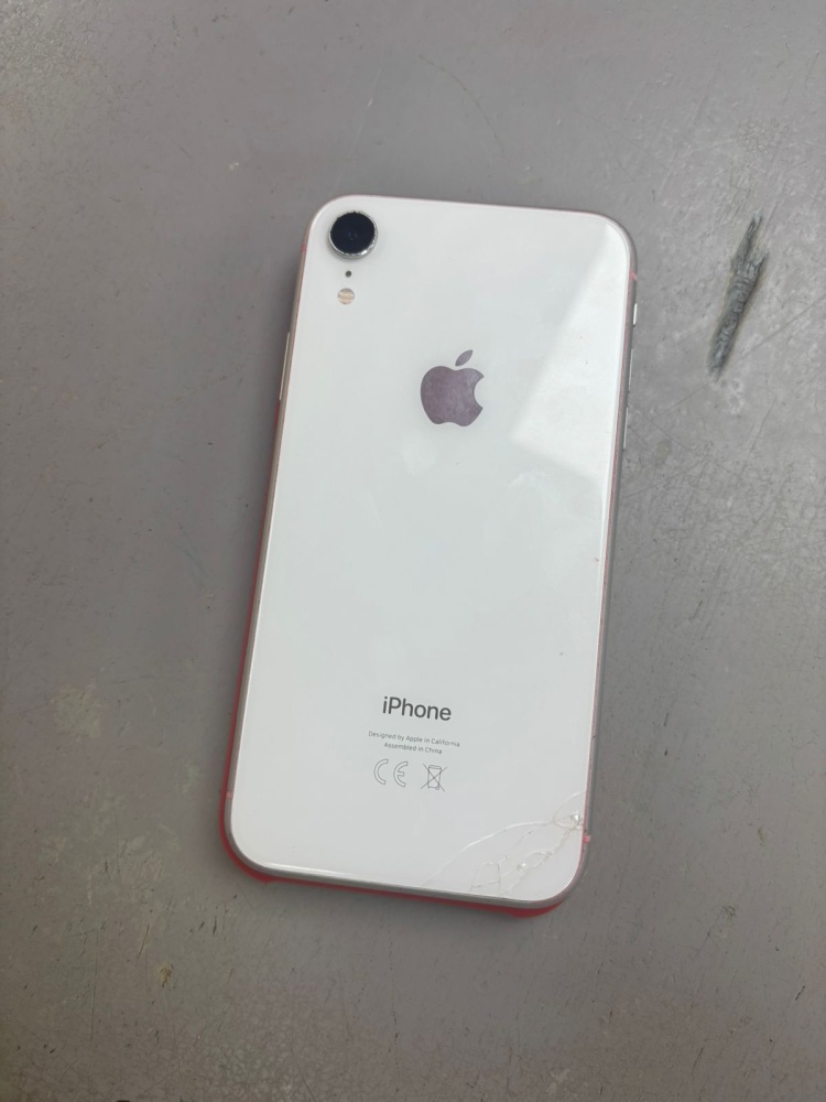 Смартфон iPhone XR 64 Gb