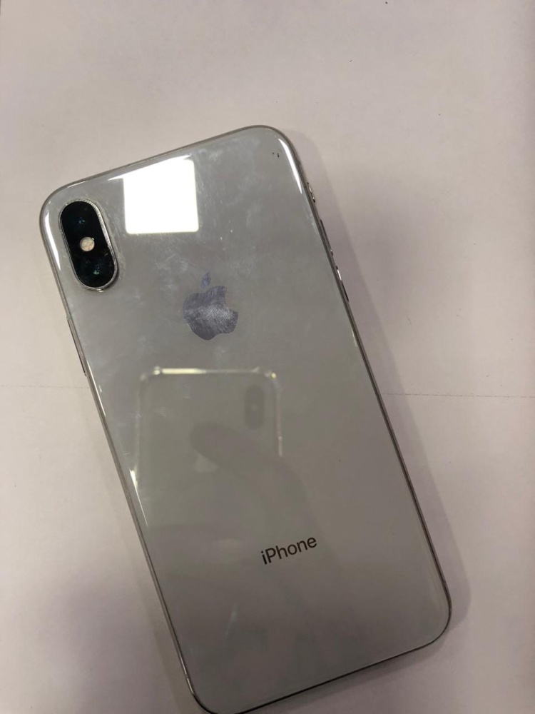 Смартфон iPhone X 64Gb