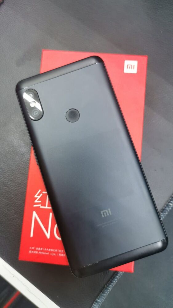 Смартфон Xiaomi Redmi note 5 64гб
