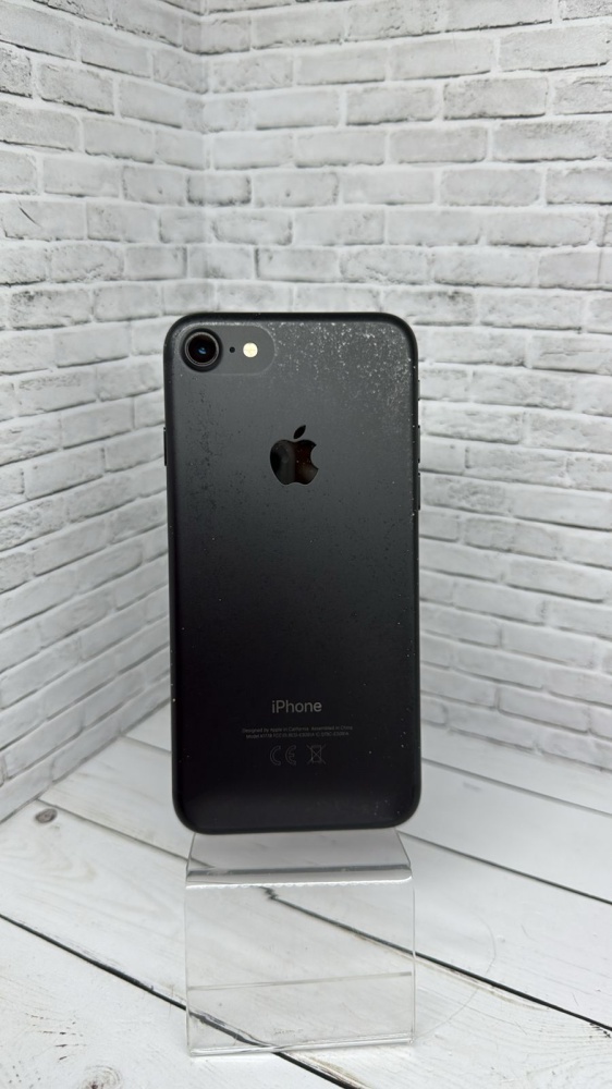Смартфон iPhone 7 32Gb