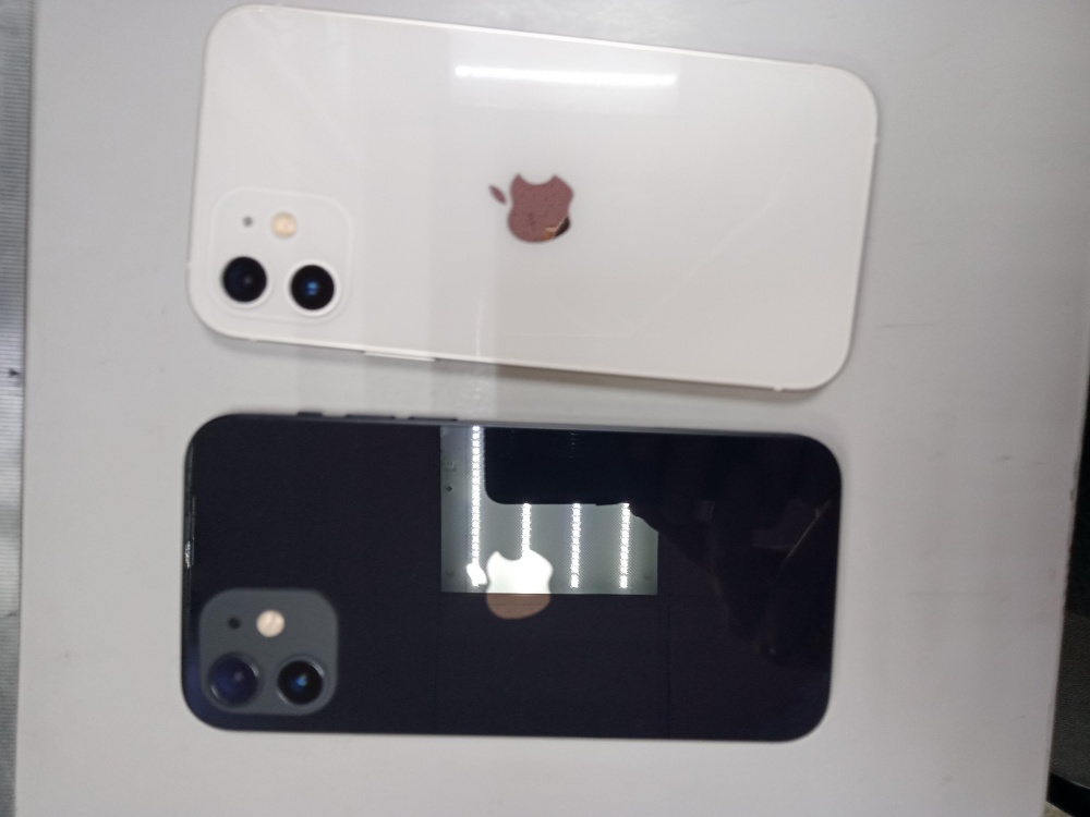 Смартфон iPhone 12 128 Gb