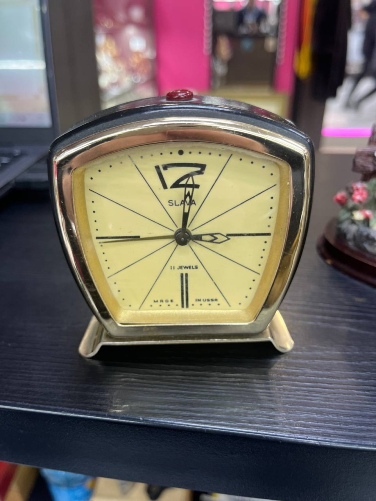 Часы Будильник