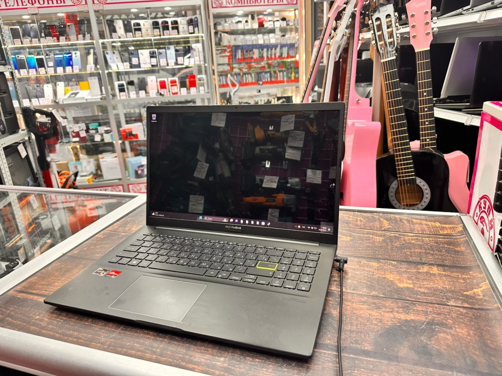 Ноутбук ASUS vivobook m 513 u R5 5500U\8ram\500ssd