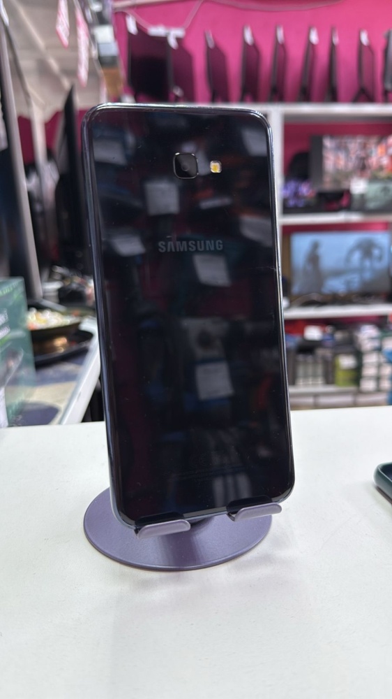 Смартфон Samsung J4+ 2018 2/32GB