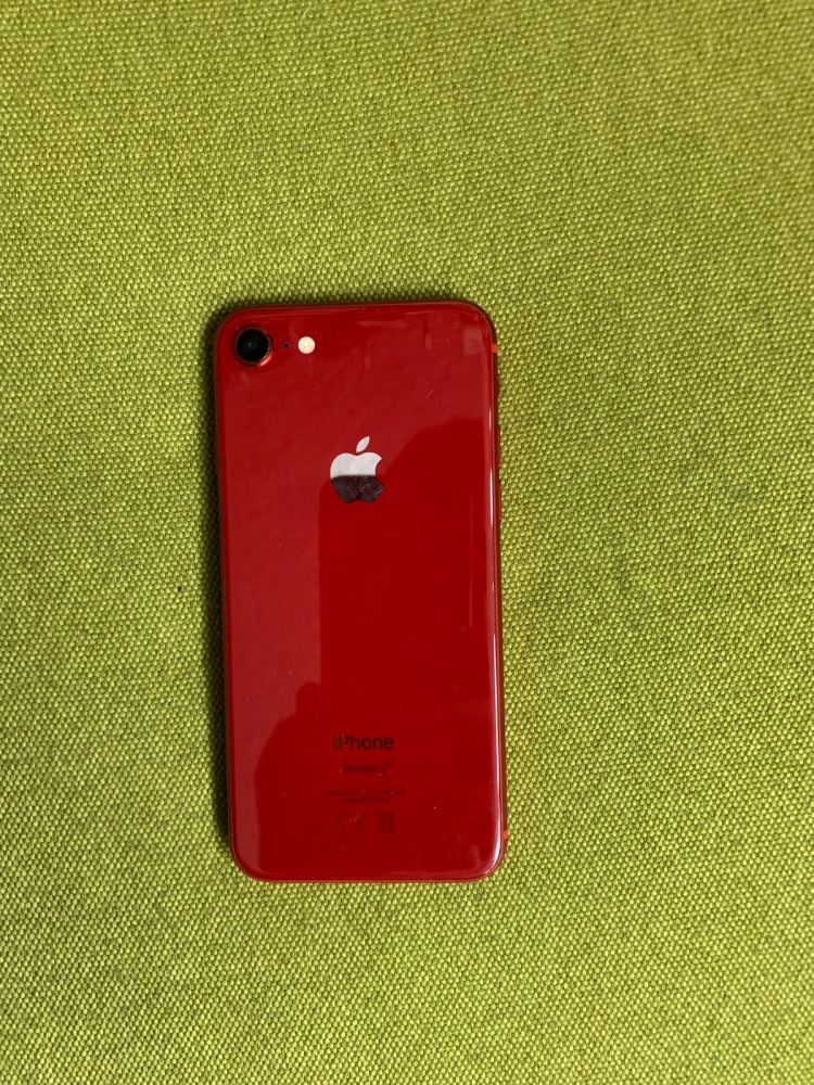 Смартфон iPhone 8 64 Gb