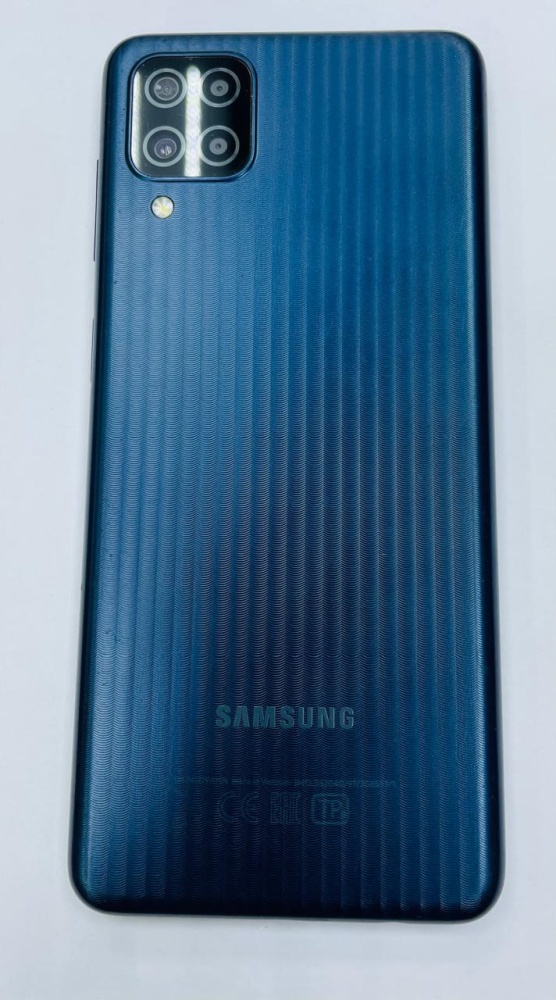 Смартфон Samsung  M12 4/64