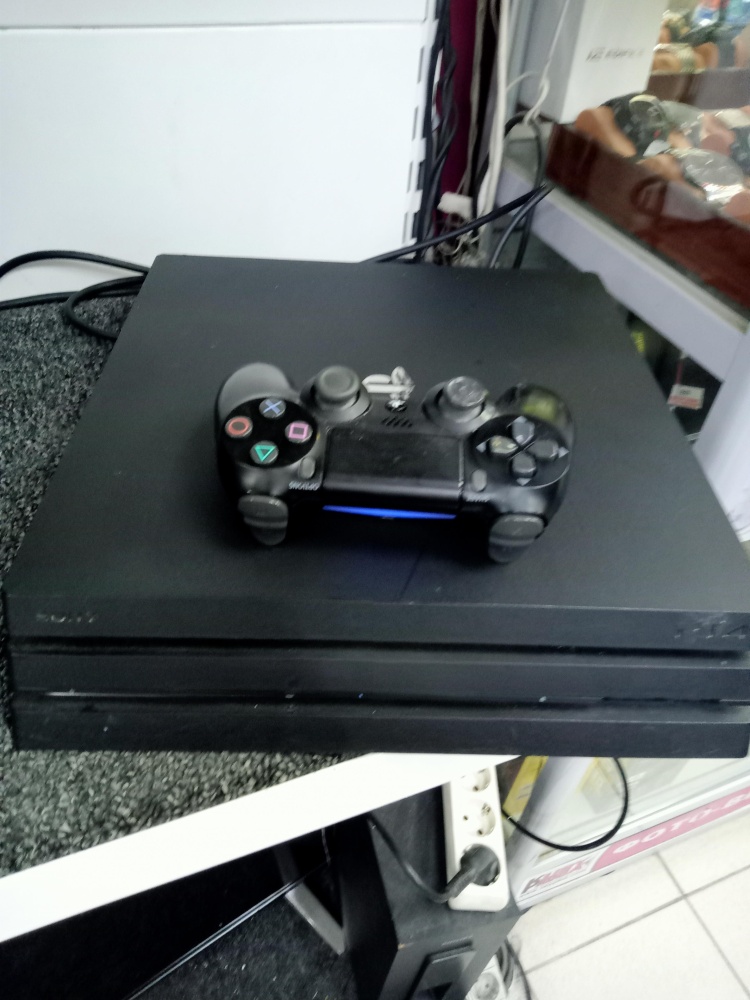 Игровая приставка Sony PlayStation 4 PRO 1ТБ