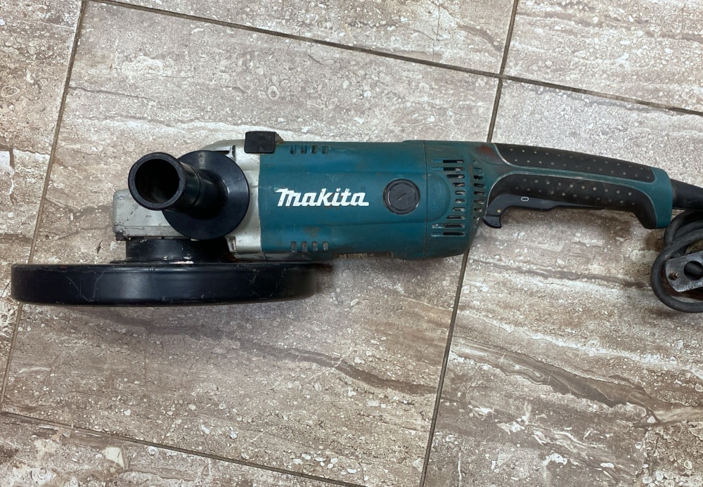 Болгарка makita ga9020s