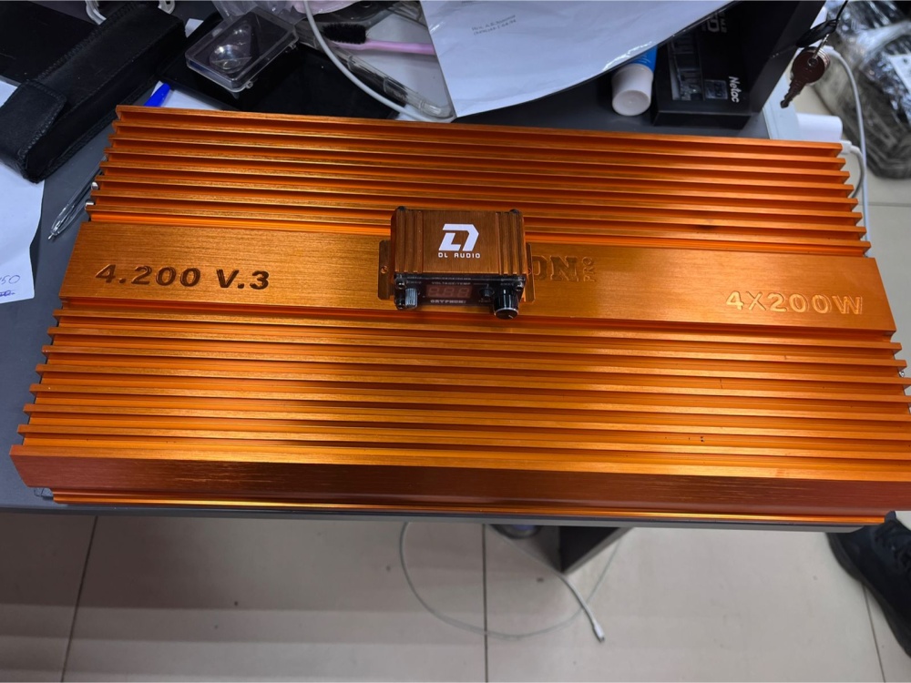 Усилитель Gryphone Pro 4x200W