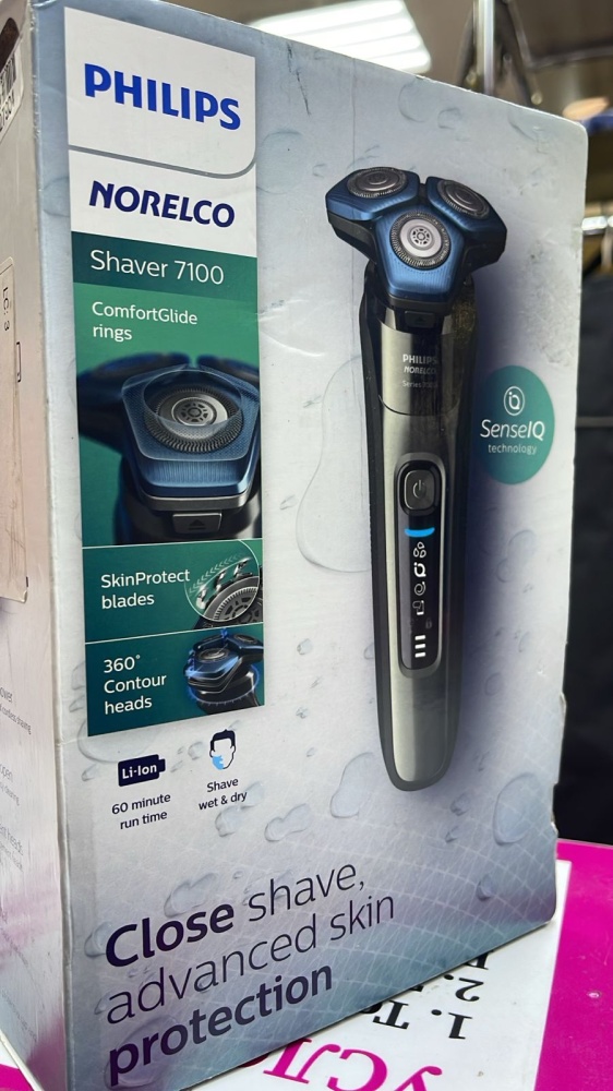 Philips Электробритва Philips Norelco Shaver series 7000 Умная электробритва с технологией SkinIQ 7100 S7783,Влажный и сухой, черный