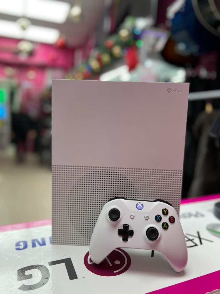 Игровая приставка XBOX ONE S 1000gb