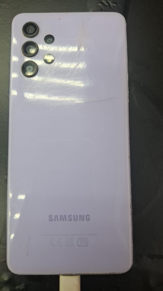 Смартфон Samsung A32  64 гб