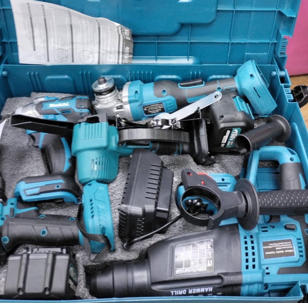 Комплект инструмента 5 в 1 аккумуляторный