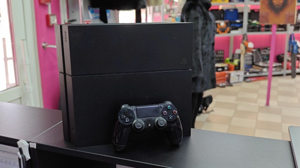 Игровая приставка Sony PlayStation 4 fat 1TB