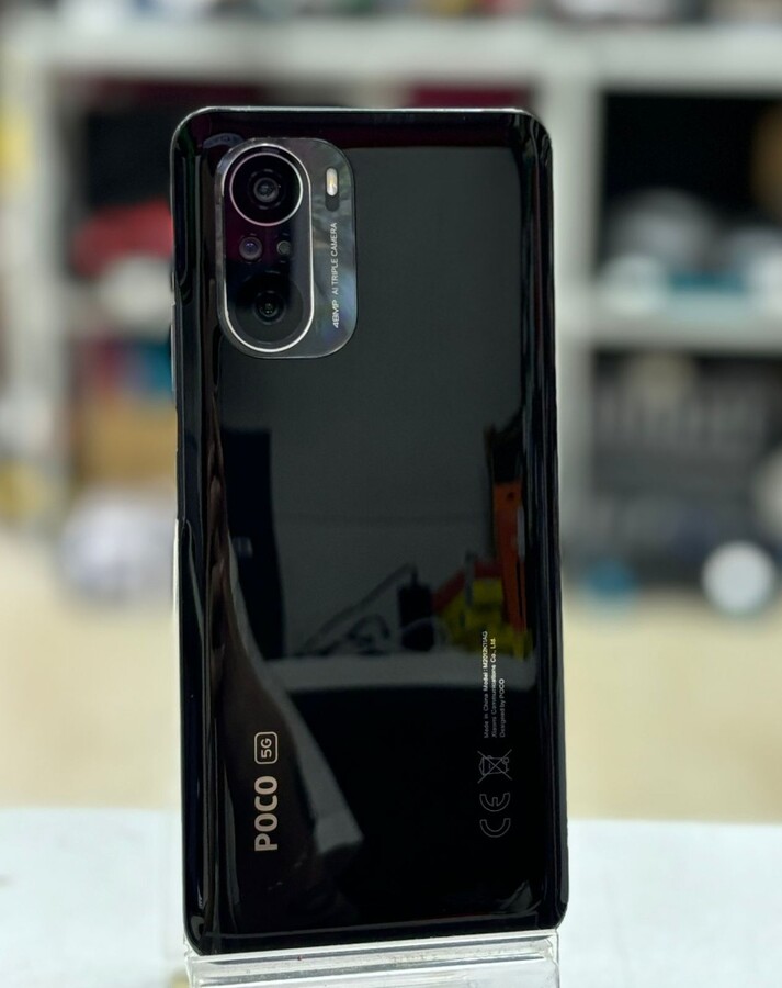 Смартфон Xiaomi Poco F3 8/256