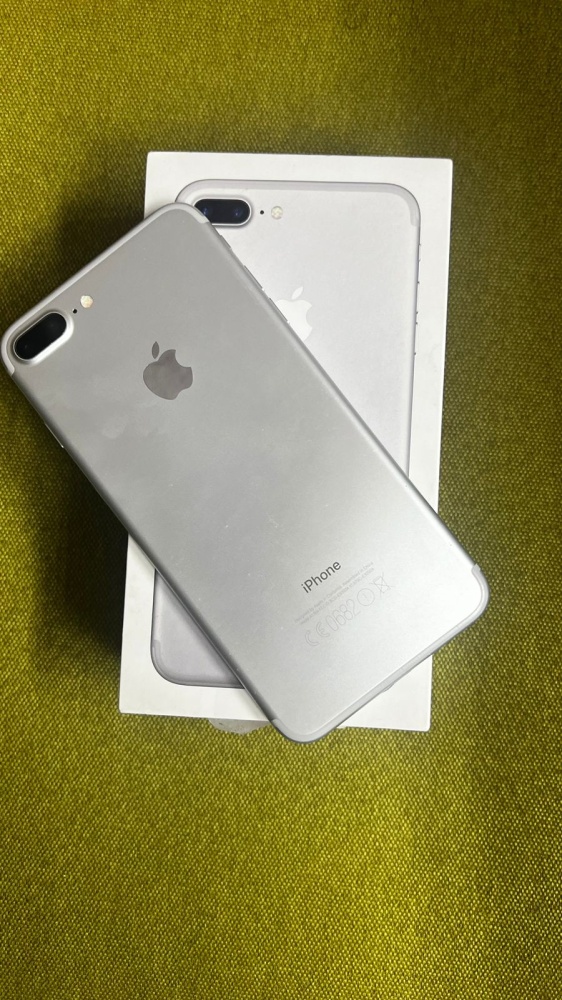 Смартфон iPhone 7+ 32Gb