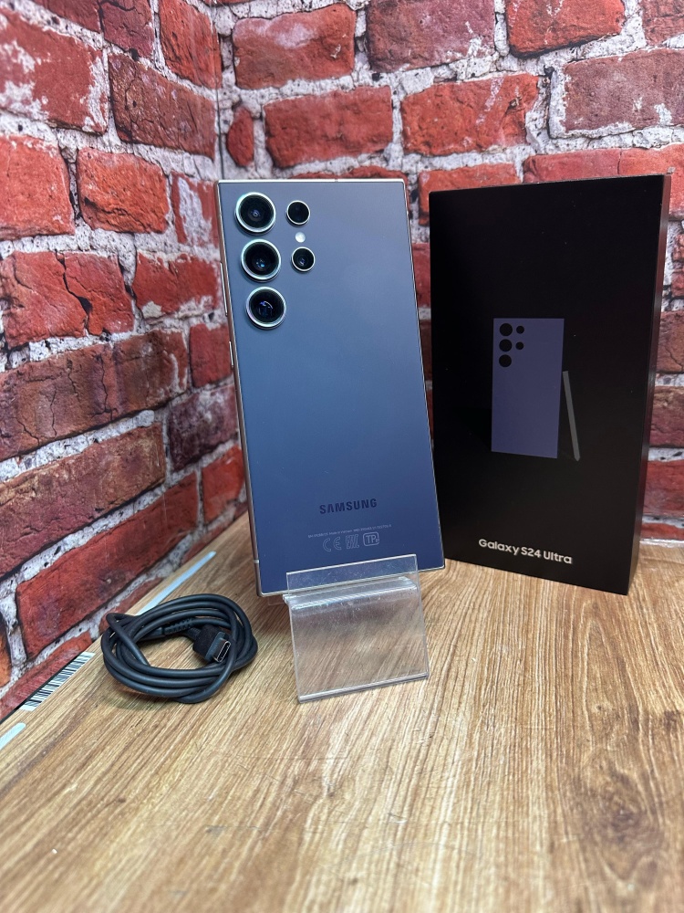 Смартфон Samsung S24 ultra