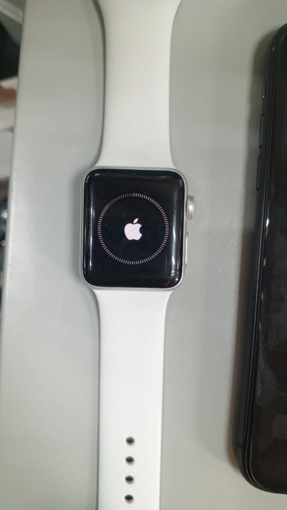 Часы Apple WATCH 3