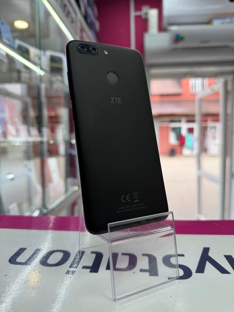 Мобильный телефон ZTE V9 2/16gb