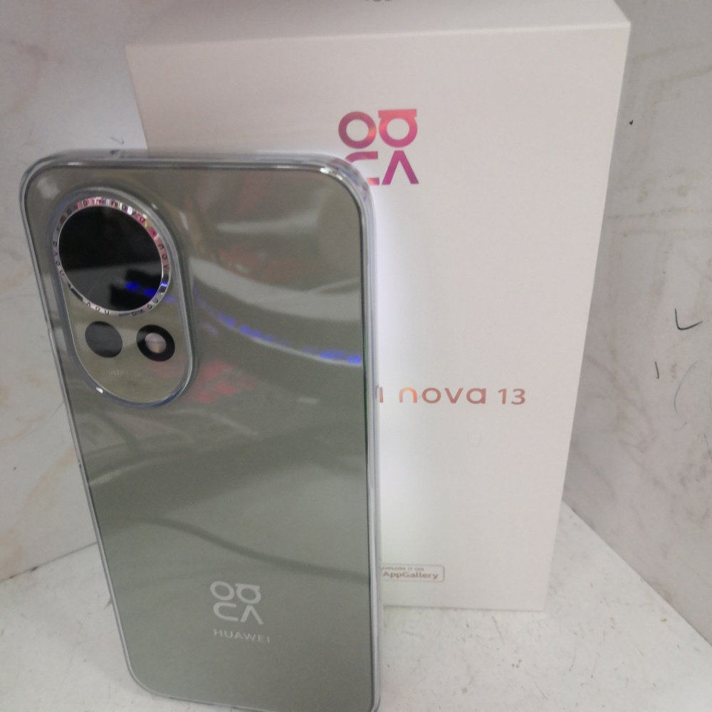 Смартфон Huawei Nova 13 12/256