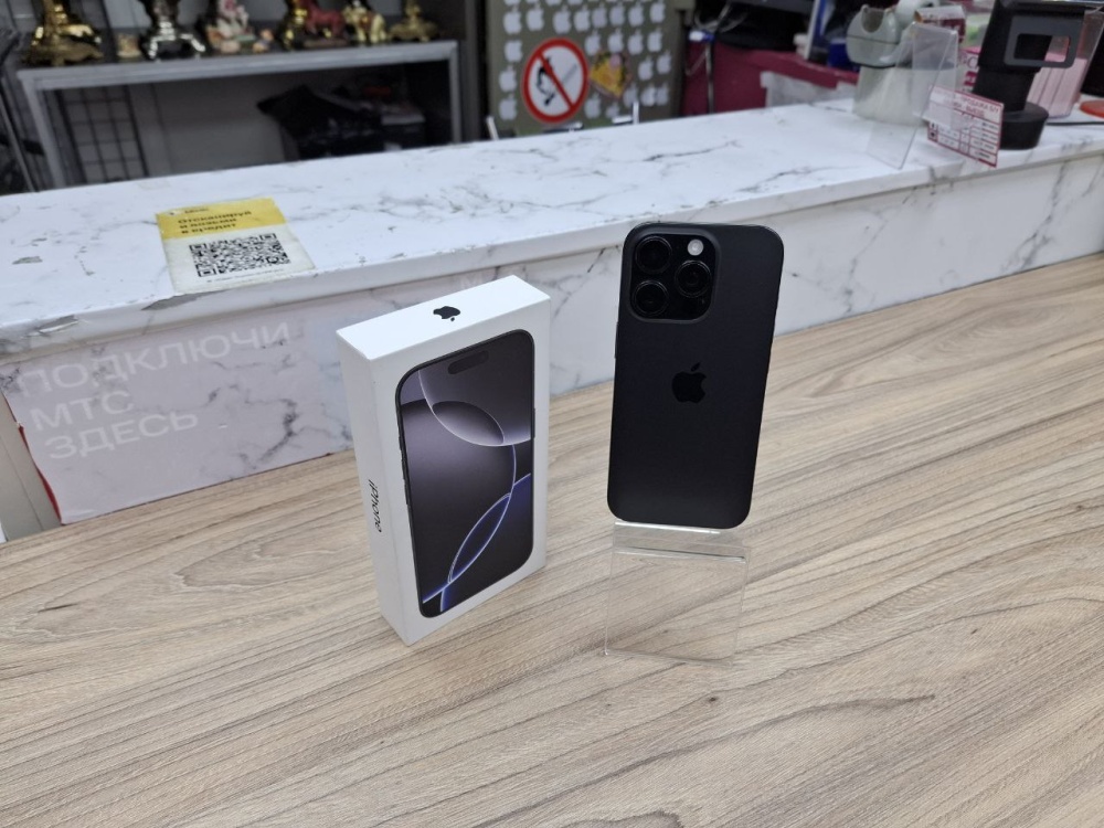 Смартфон iPhone 16 PRO