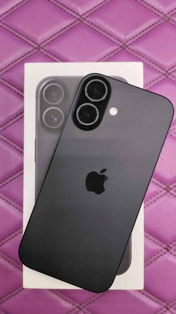 Смартфон iPhone 16 256