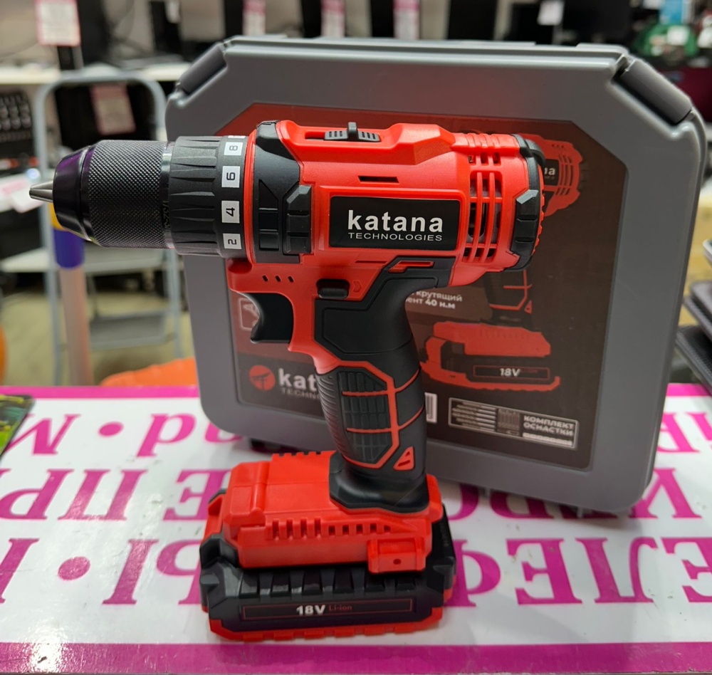 Шуруповерт Katana 18V