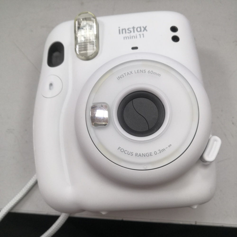 Фотоаппарат Instax mini11